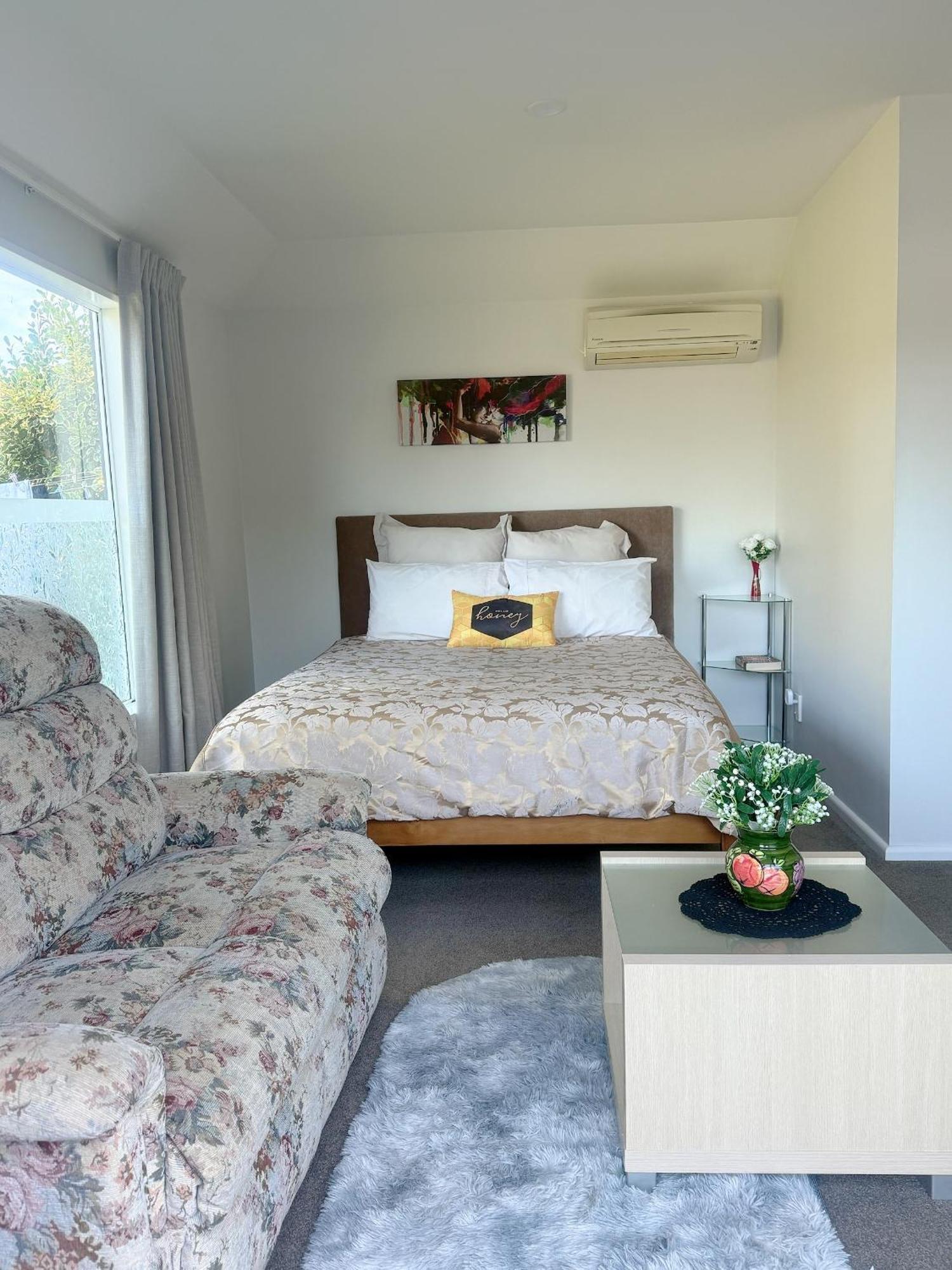 Cozy And Sunny Room Near City To Seapath Christchurch Exterior photo