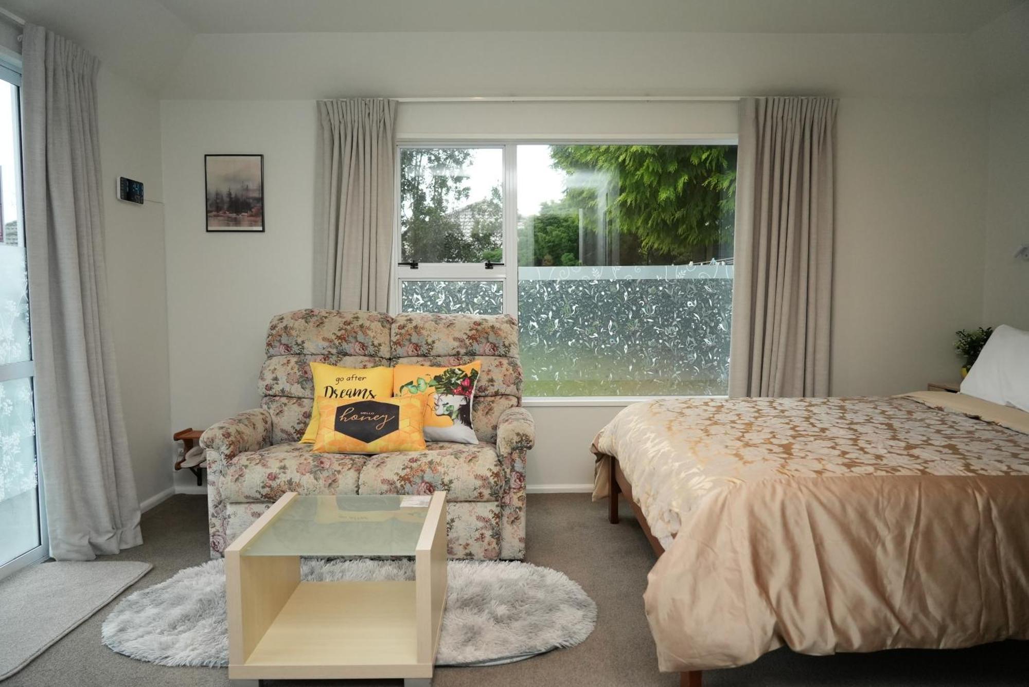 Cozy And Sunny Room Near City To Seapath Christchurch Room photo